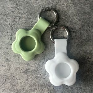 Air tag keychain
